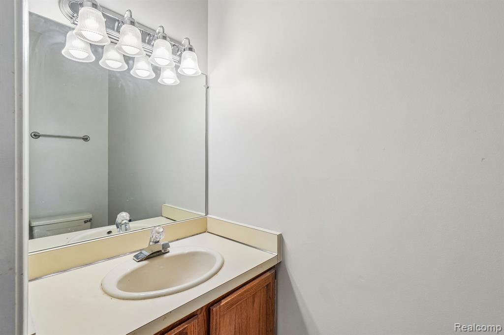 4523 Rivers Edge Drive Property Photo 23