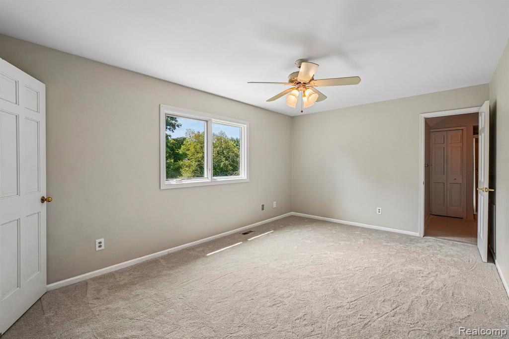 4523 Rivers Edge Drive Property Photo 34