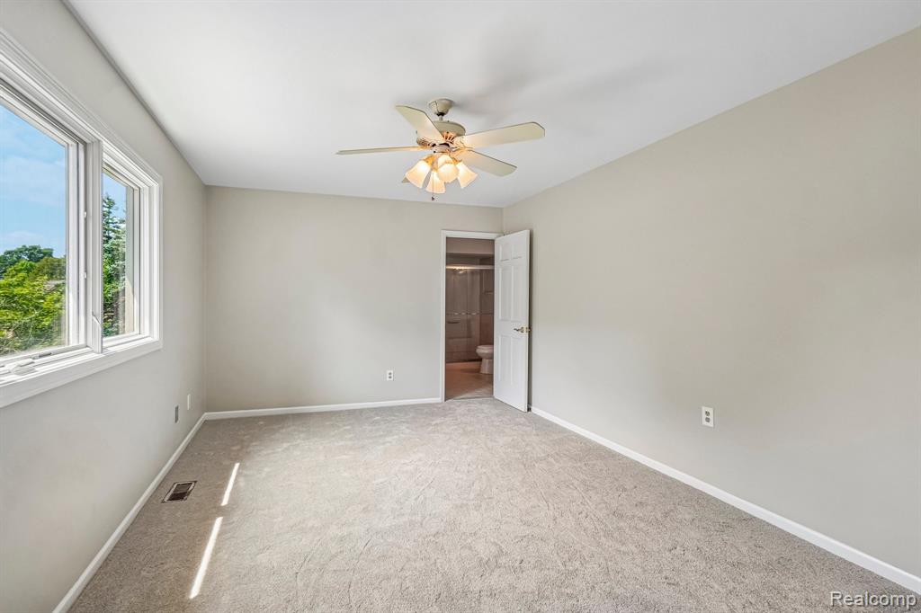 4523 Rivers Edge Drive Property Photo 36