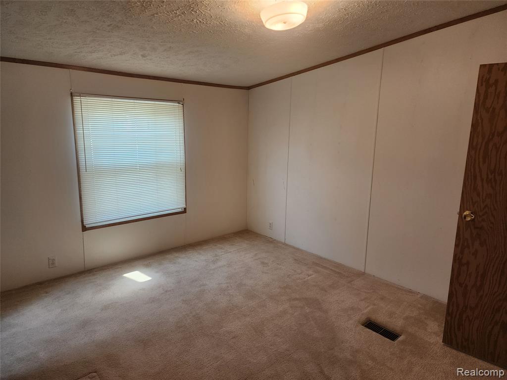 26740 Hudson Property Photo 25