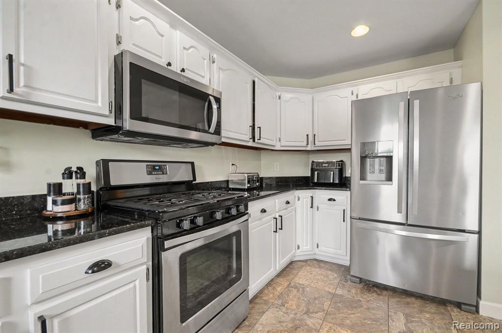 1134 Brookside Court Property Photo 10