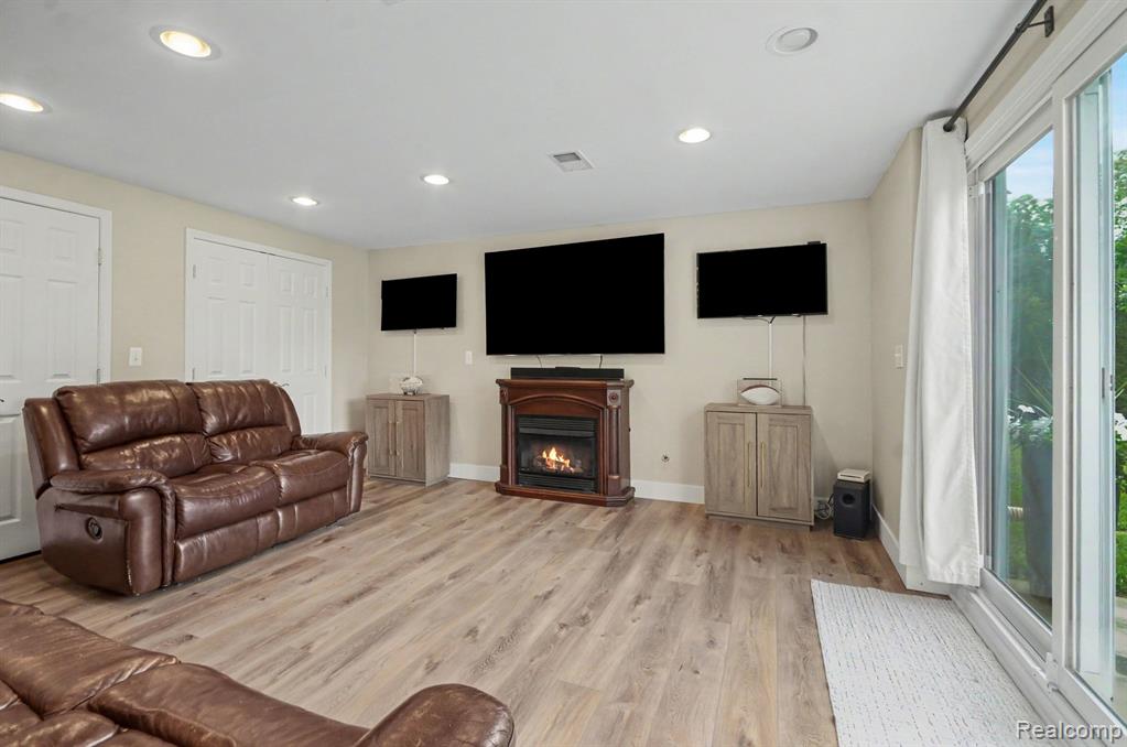 1134 Brookside Court Property Photo 21