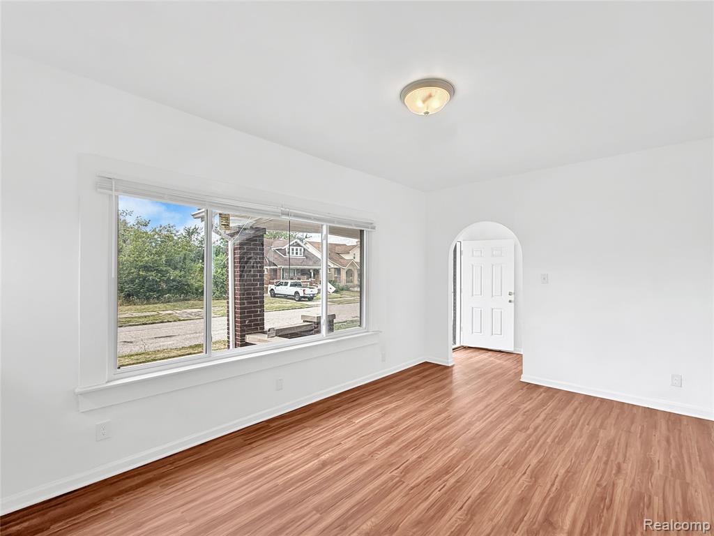 3690 Nottingham Road Property Photo 6