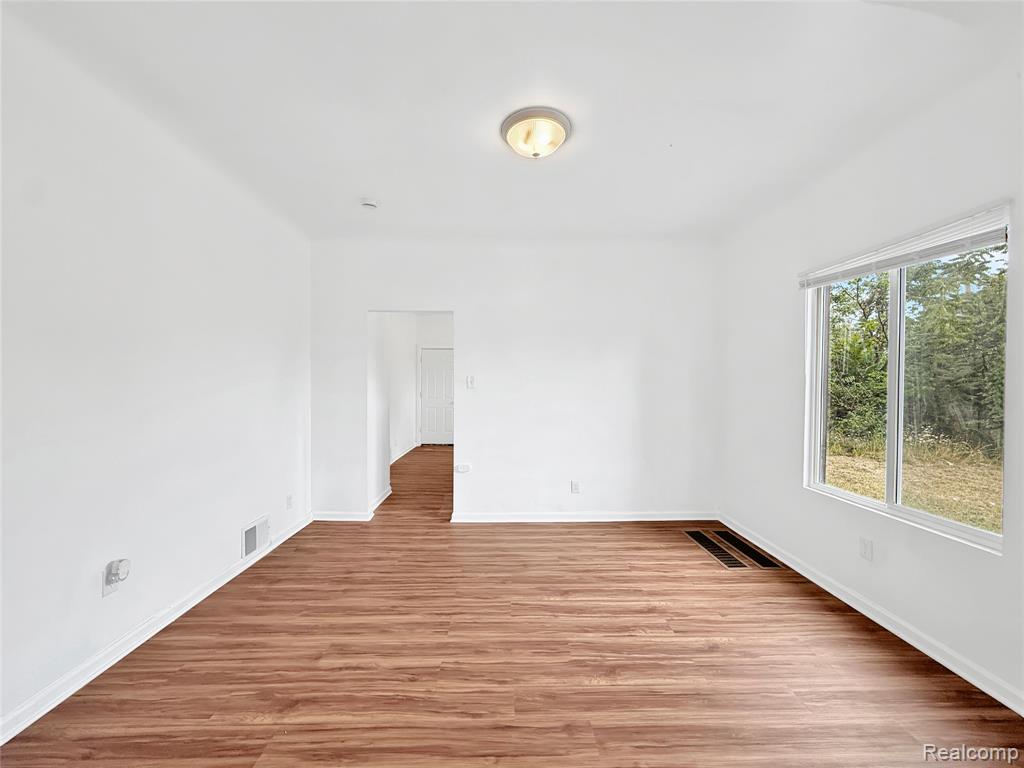 3690 Nottingham Road Property Photo 7