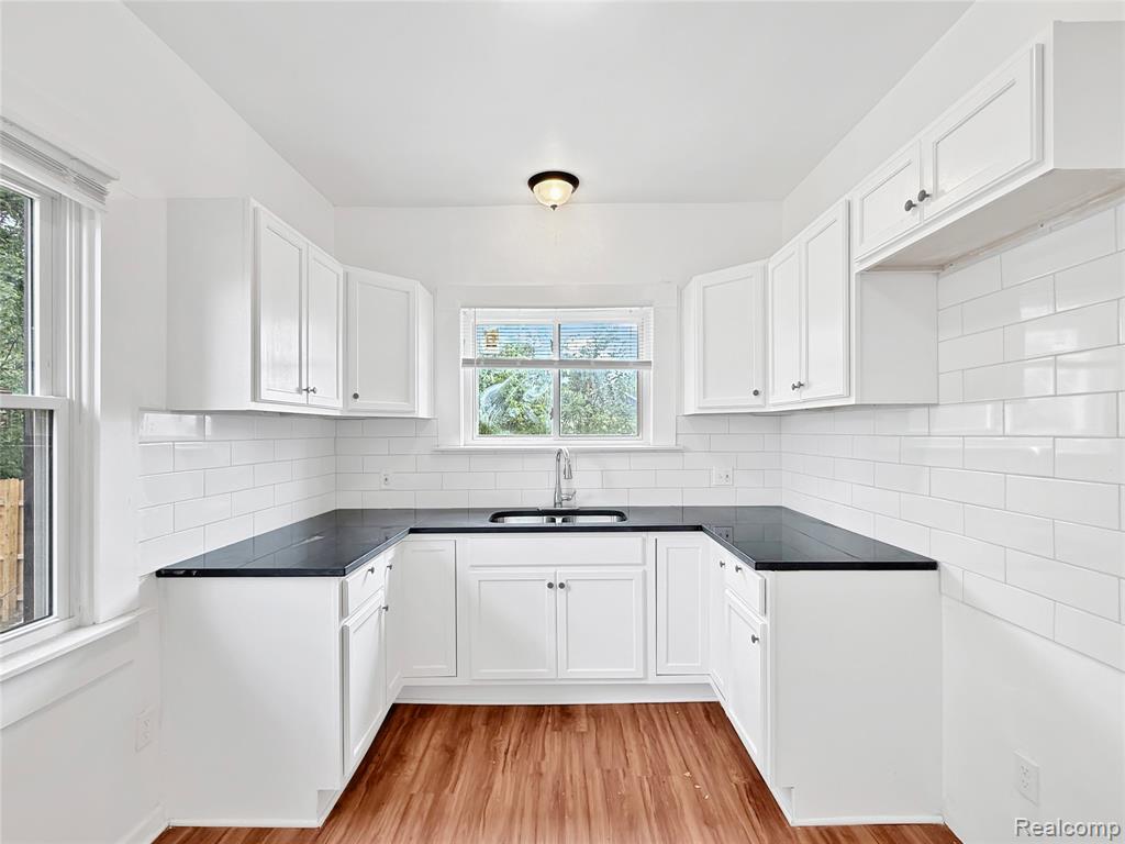 3690 Nottingham Road Property Photo 12