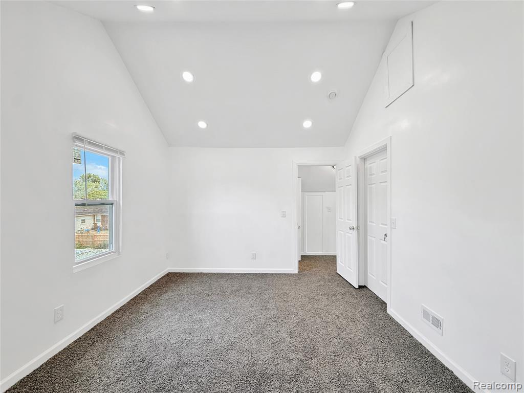 3690 Nottingham Road Property Photo 24