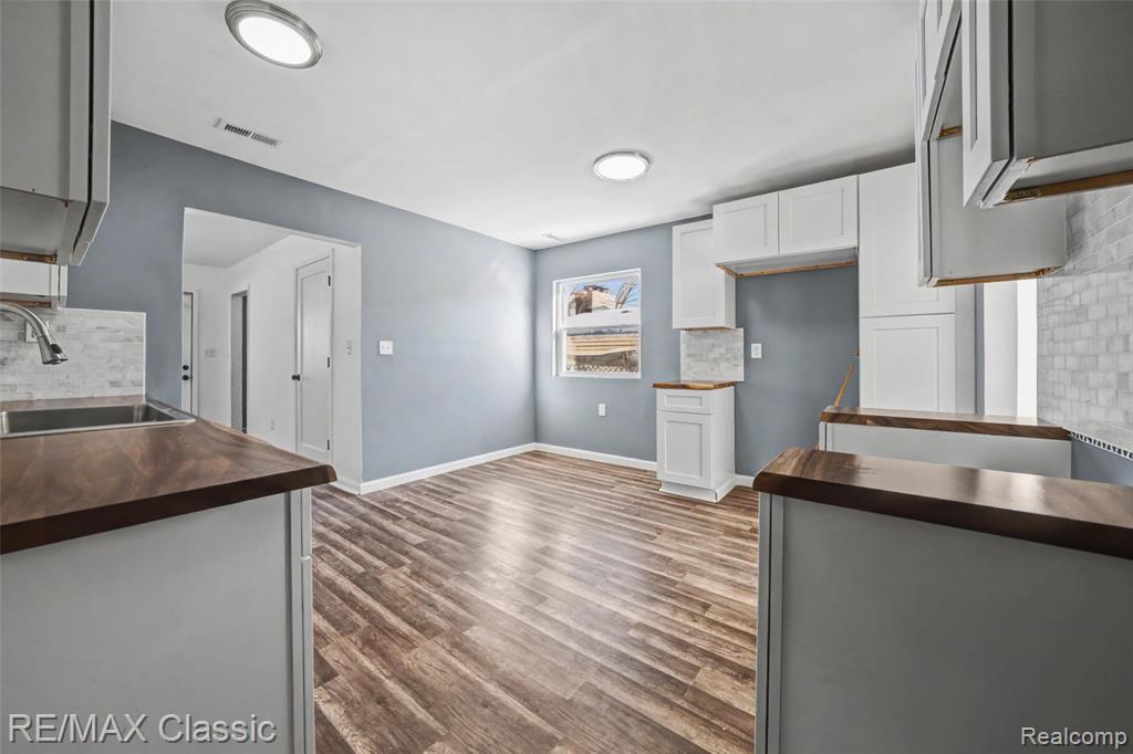 13849 Leonard Avenue Property Photo 8