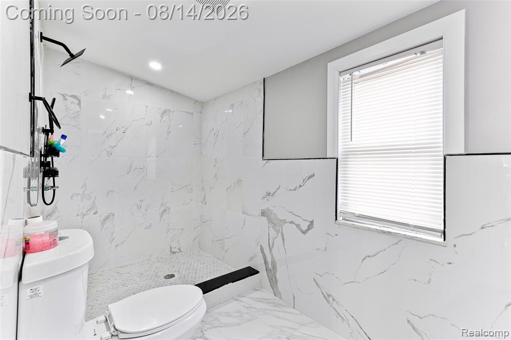 4472 French Road Property Photo 10