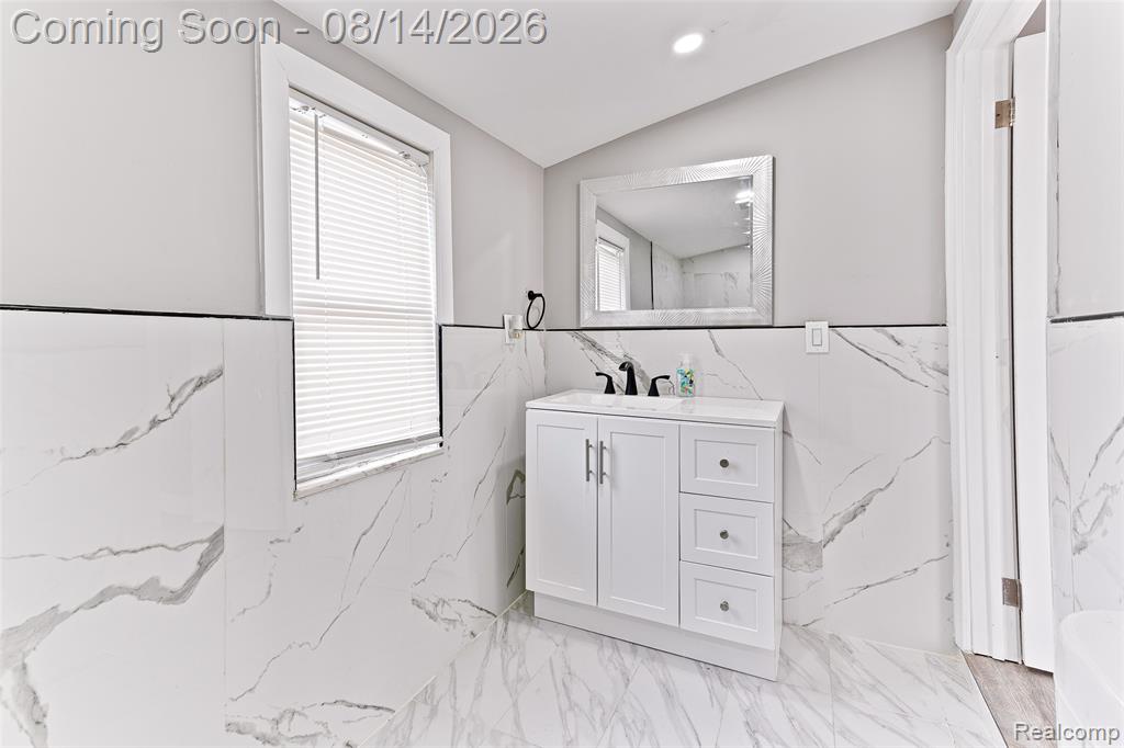 4472 French Road Property Photo 11