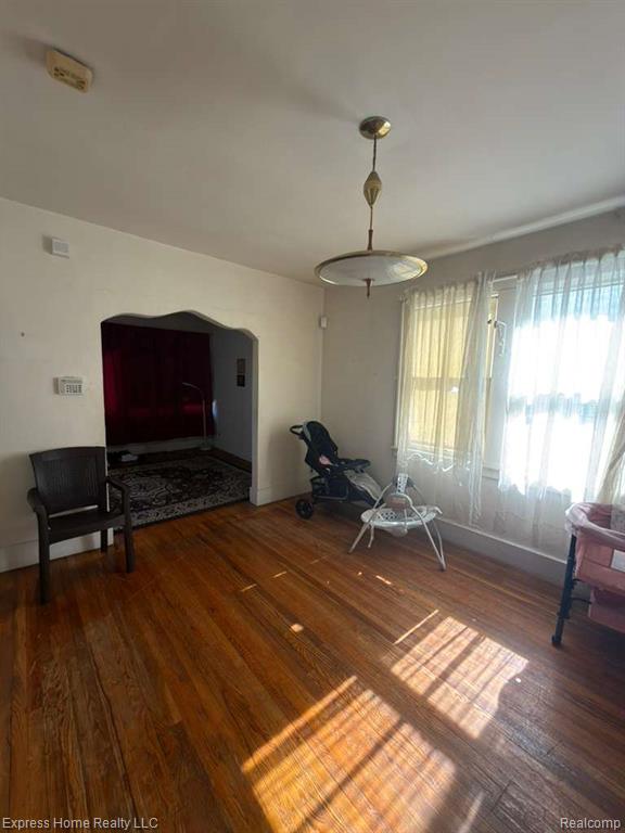 5033 Harold Street Property Photo 4