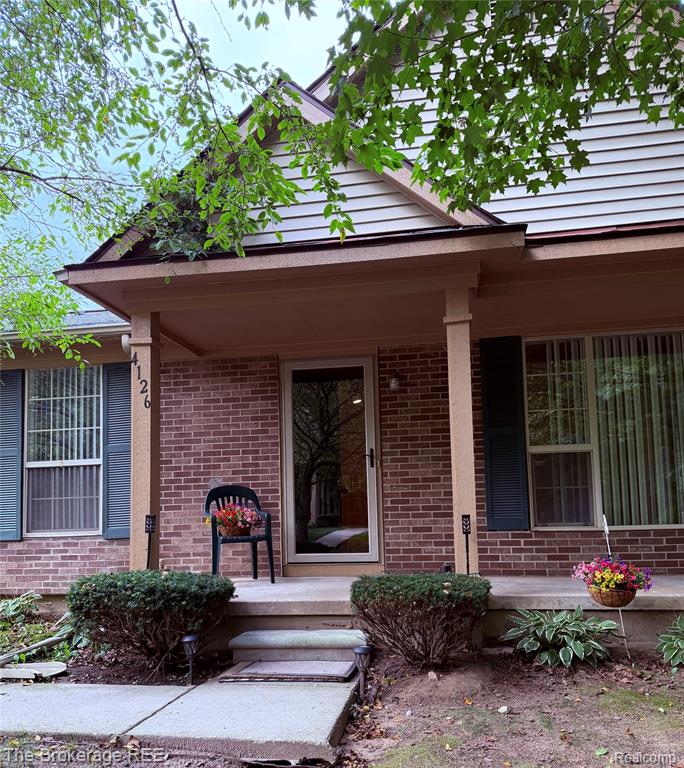 4126 Stonebridge Property Photo 1