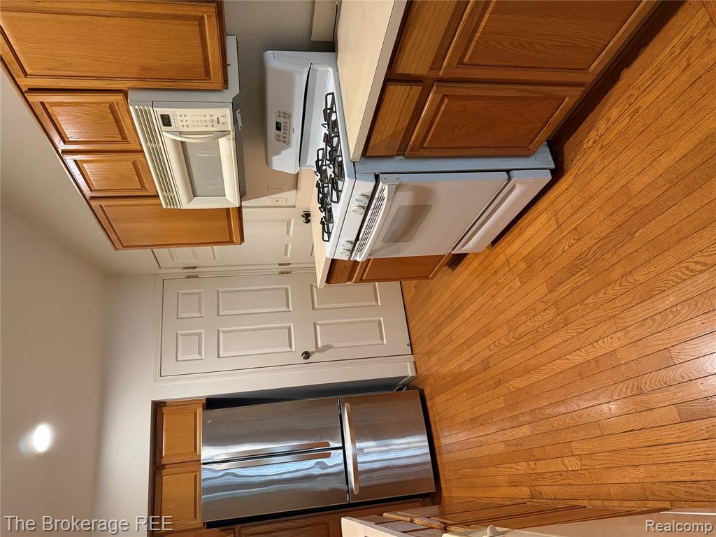 4126 Stonebridge Property Photo 8