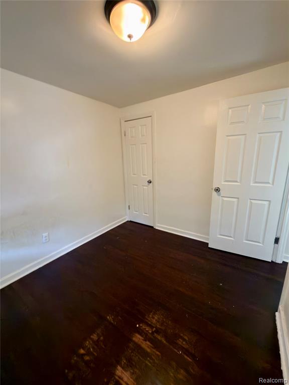 61019407 Property Photo 6
