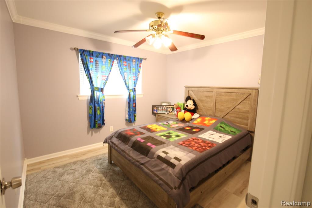 6723 Kinmore Street Property Photo 16