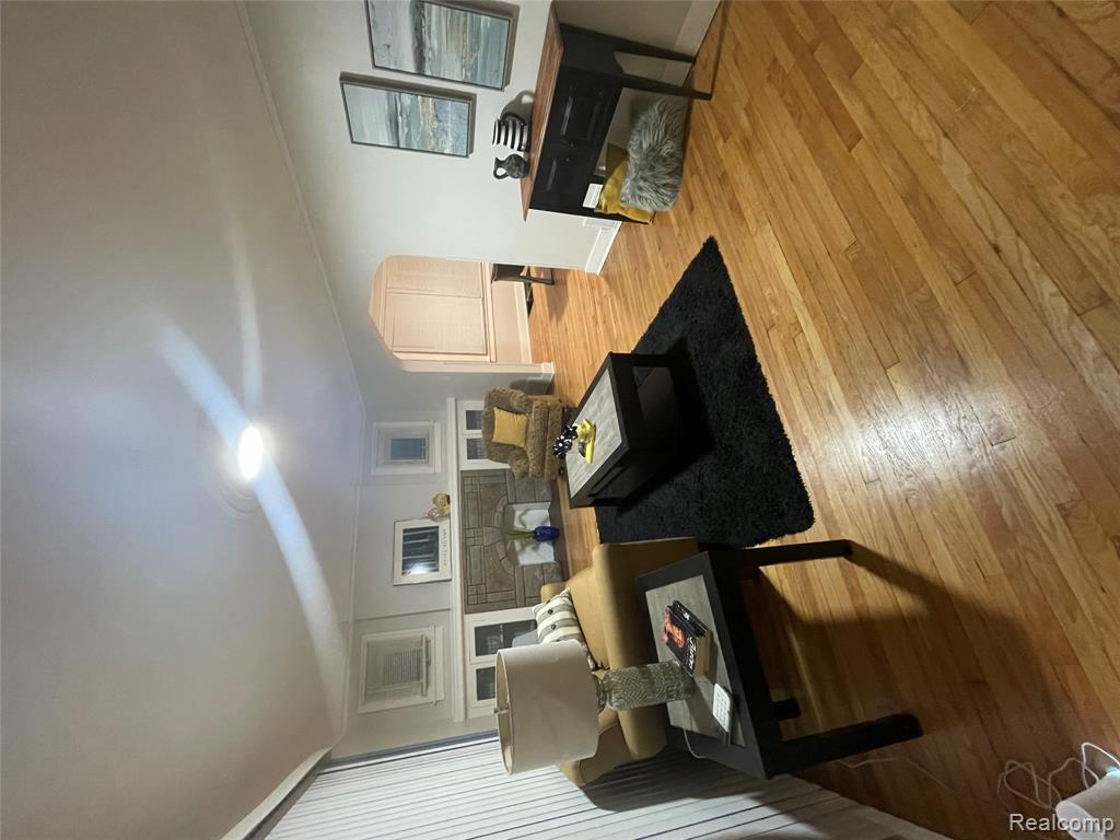 5211 Berkshire Street Property Photo 5