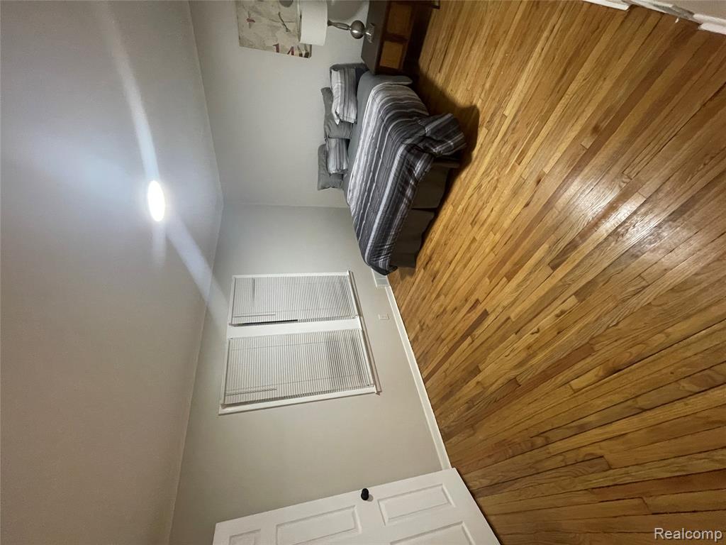 5211 Berkshire Street Property Photo 7