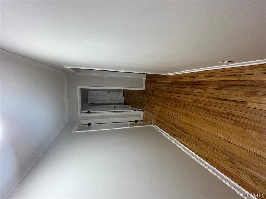 5211 Berkshire Street Property Photo 11