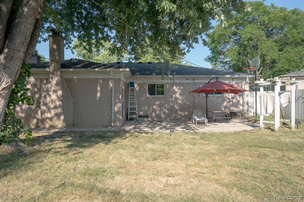 1635 Castleton Drive Property Photo 17