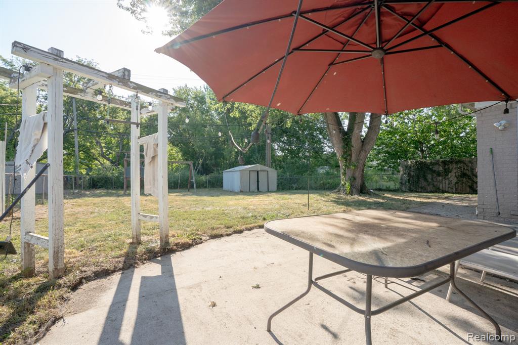 1635 Castleton Drive Property Photo 18