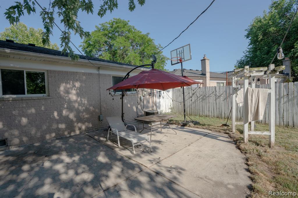 1635 Castleton Drive Property Photo 19
