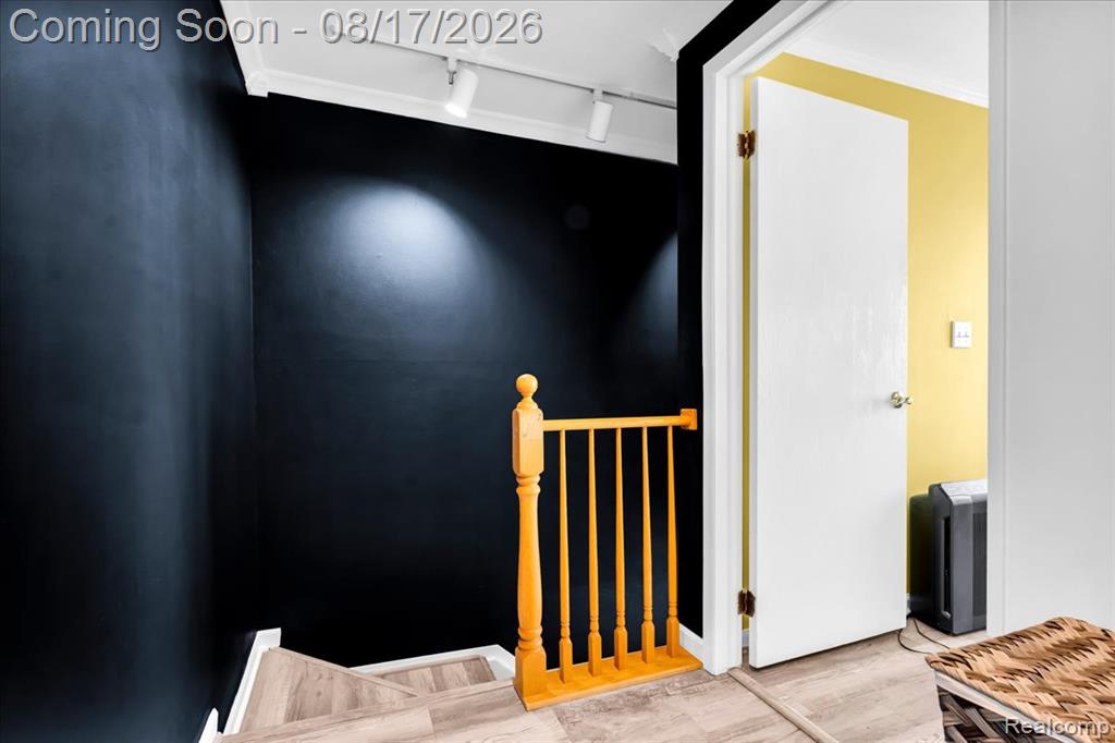 16894 Kingsbrooke Drive Property Photo 15