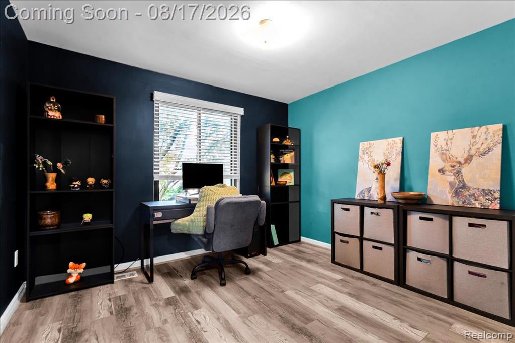 16894 Kingsbrooke Drive Property Photo 20