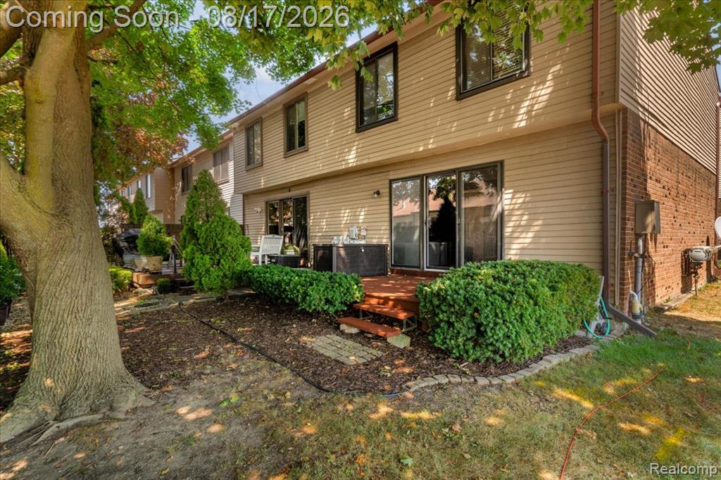 16894 Kingsbrooke Drive Property Photo 26