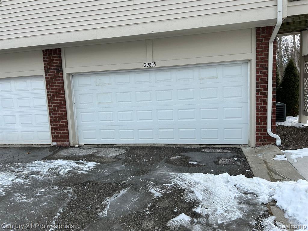 29855 Fox Run Circle Property Photo 2