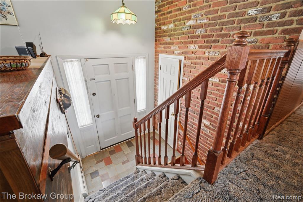 10431 Davison Road Property Photo 11
