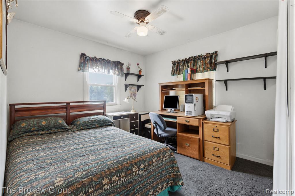10431 Davison Road Property Photo 27