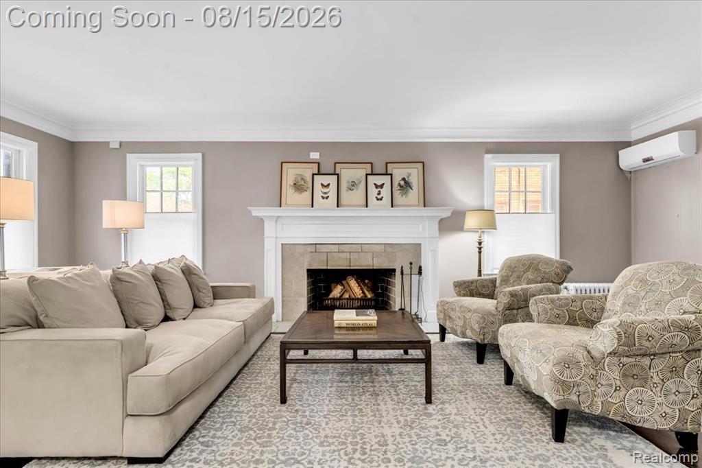 2007 W Boston Boulevard Property Photo 4