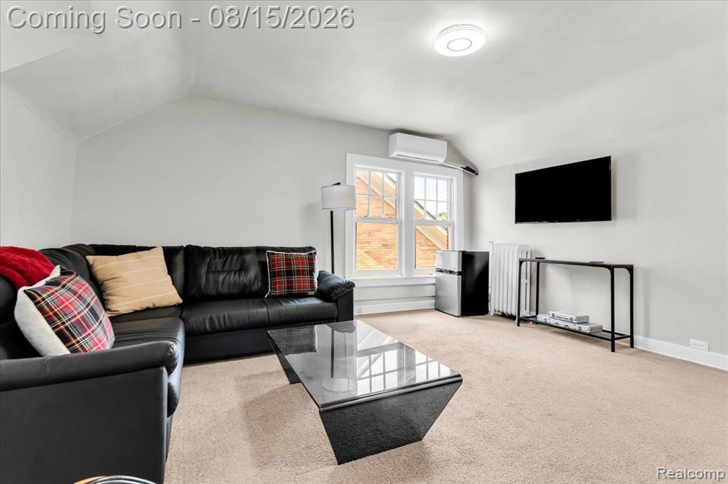2007 W Boston Boulevard Property Photo 37