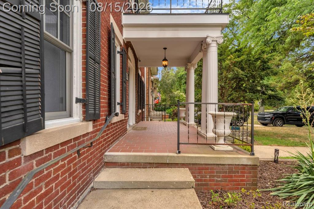 2007 W Boston Boulevard Property Photo 43
