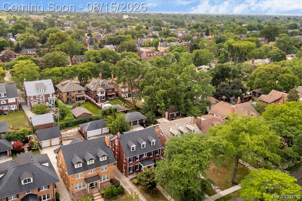 2007 W Boston Boulevard Property Photo 45