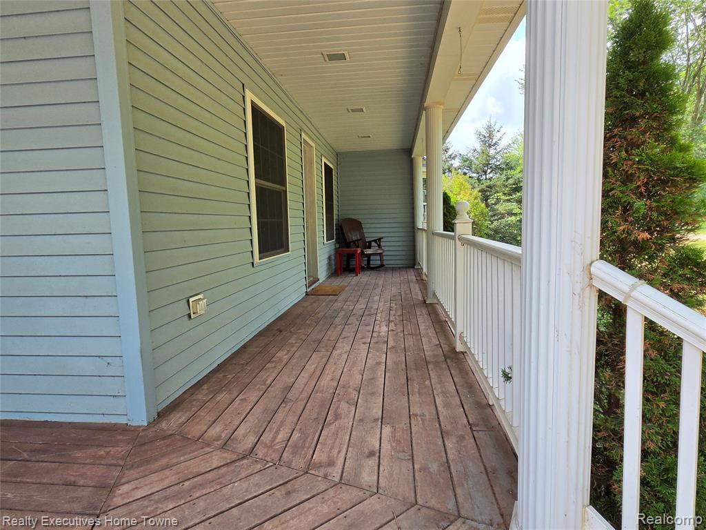 2715 Cash Road Property Photo 4