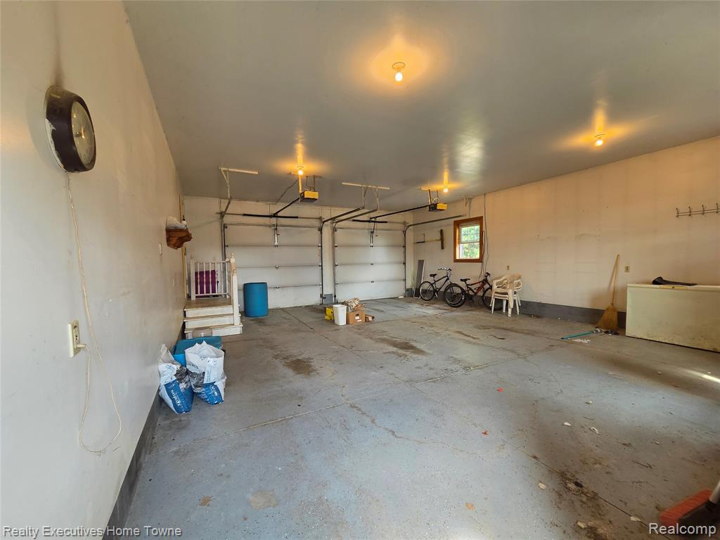 2715 Cash Road Property Photo 8