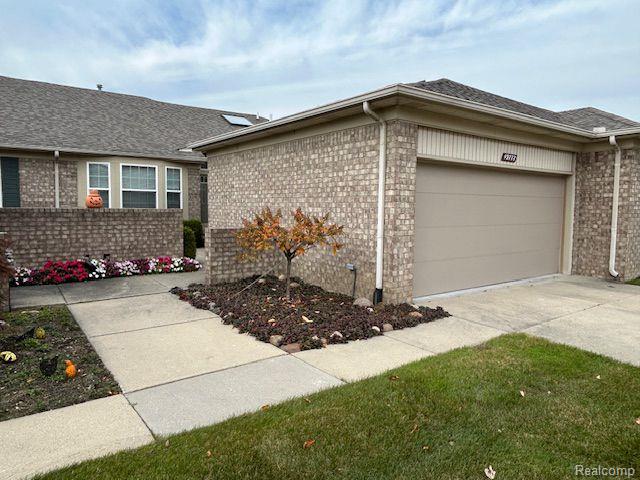 49777 Hidden Valley Drive Property Photo 1