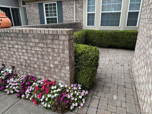 49777 Hidden Valley Drive Property Photo 3