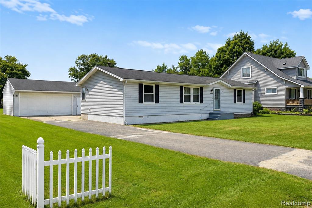 15060 Michael Street Property Photo 2