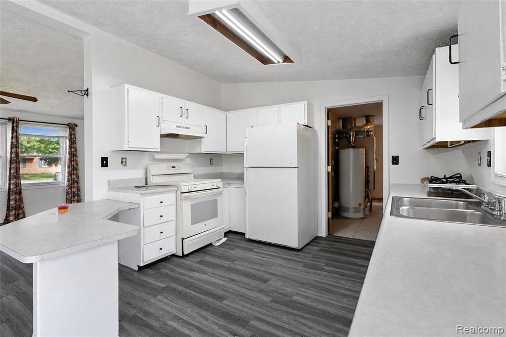 15060 Michael Street Property Photo 17