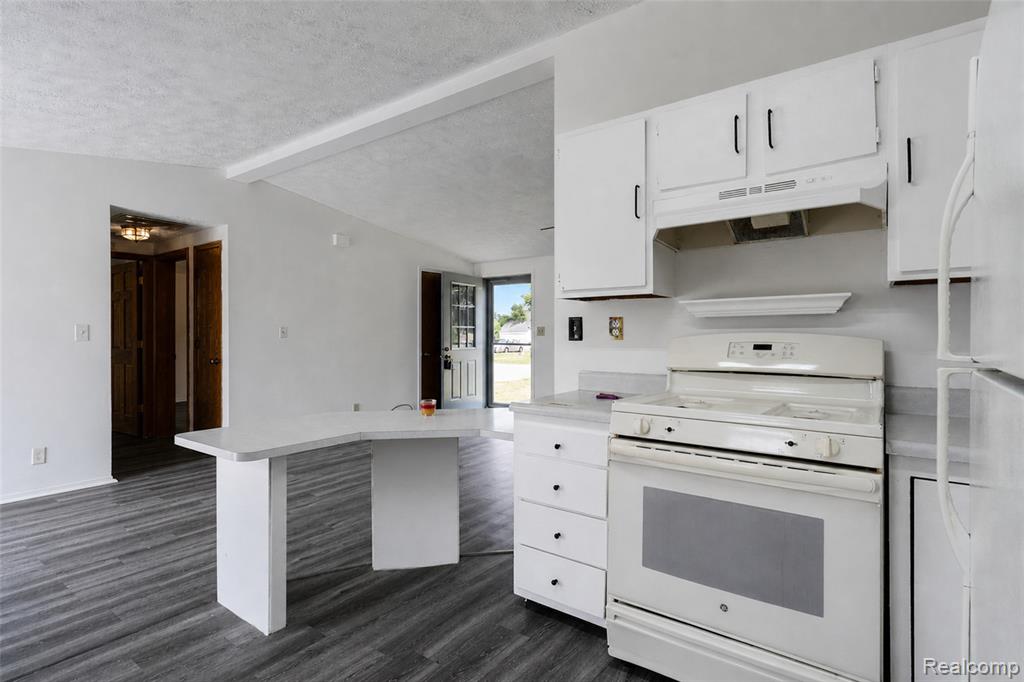 15060 Michael Street Property Photo 20