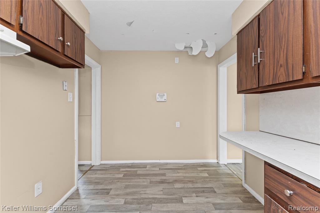 15470 Mapleridge Street Property Photo 13