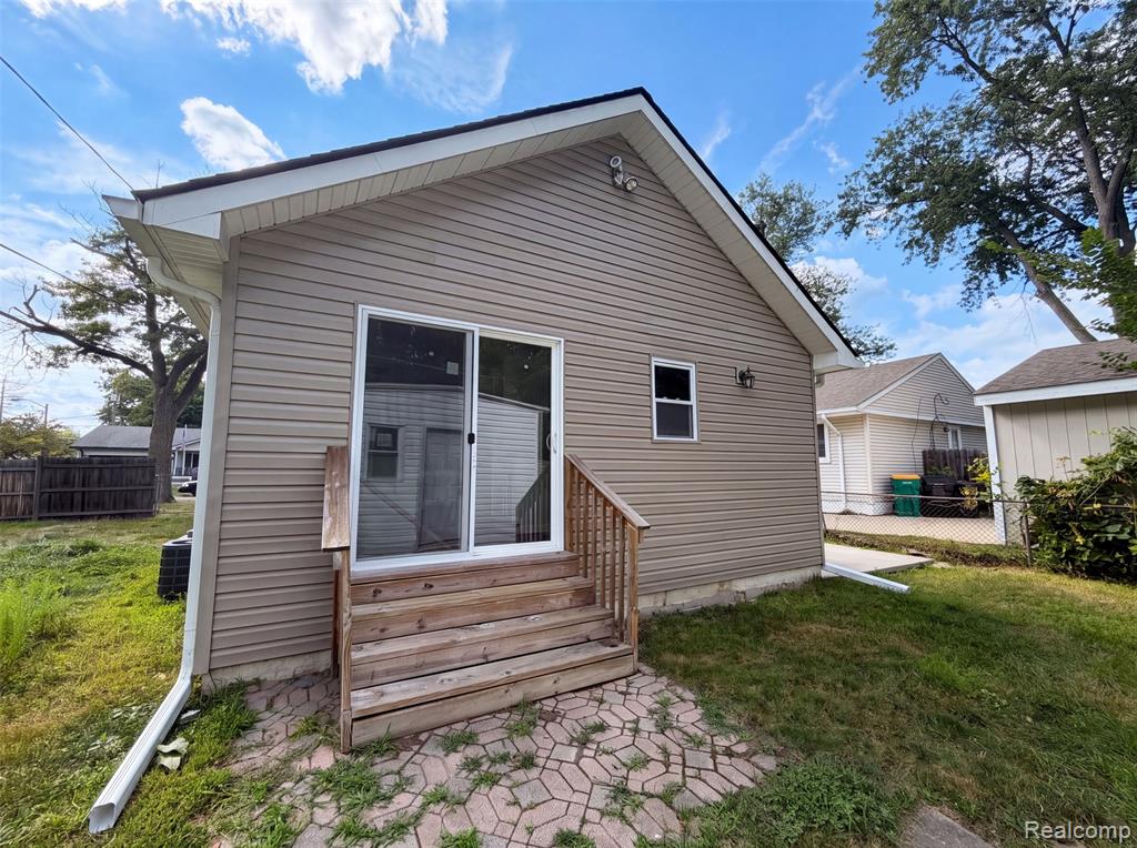 21420 Jefferson Street Property Photo 5