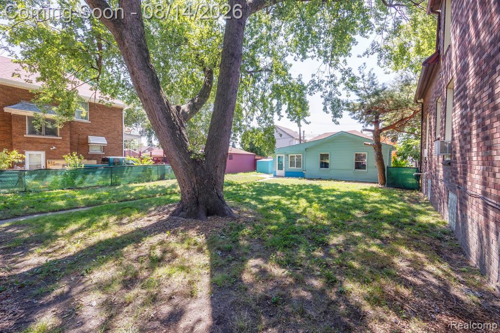 54 Walnut Street Property Photo 3