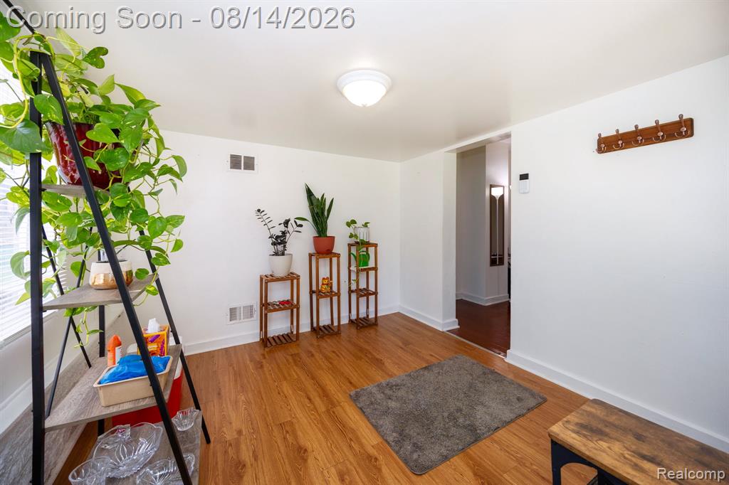 54 Walnut Street Property Photo 10
