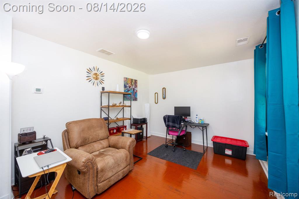 54 Walnut Street Property Photo 12