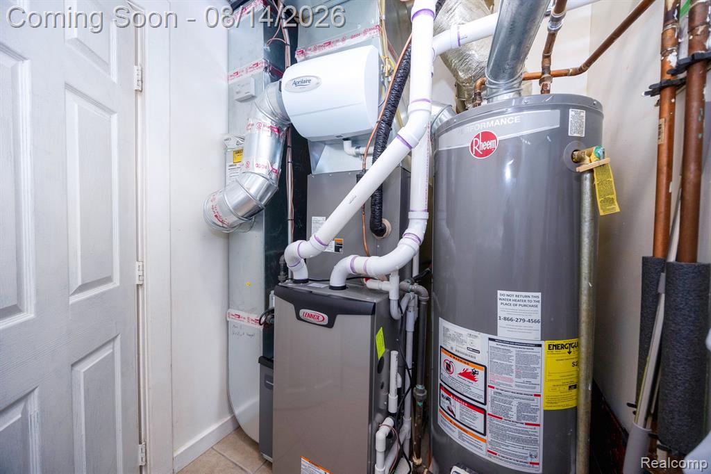 54 Walnut Street Property Photo 25