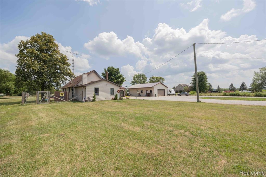 9160 Steffas Road Property Photo 3