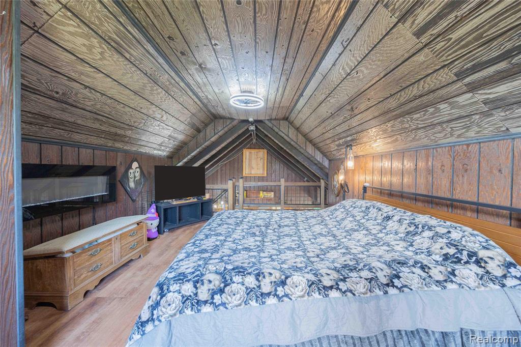9160 Steffas Road Property Photo 22