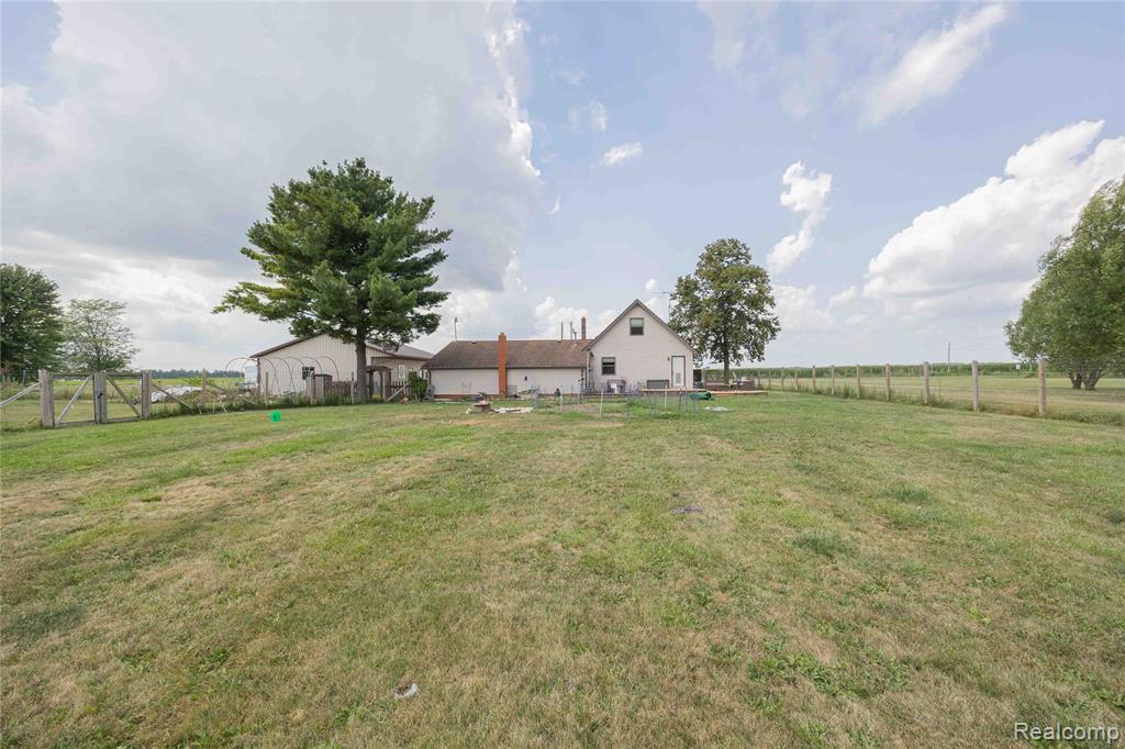 9160 Steffas Road Property Photo 29